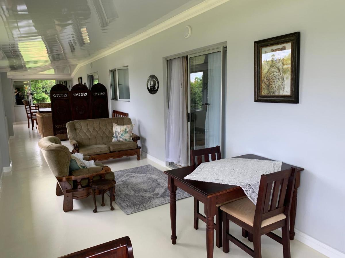 Jelani Guest House Уайт-Ривер Экстерьер фото